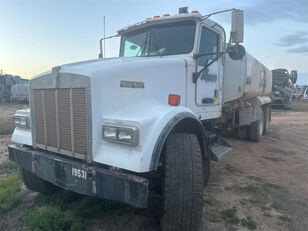 Kenworth W900 autocisterna