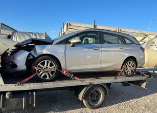 Opel Astra K karavan po rezervnim dijelovima