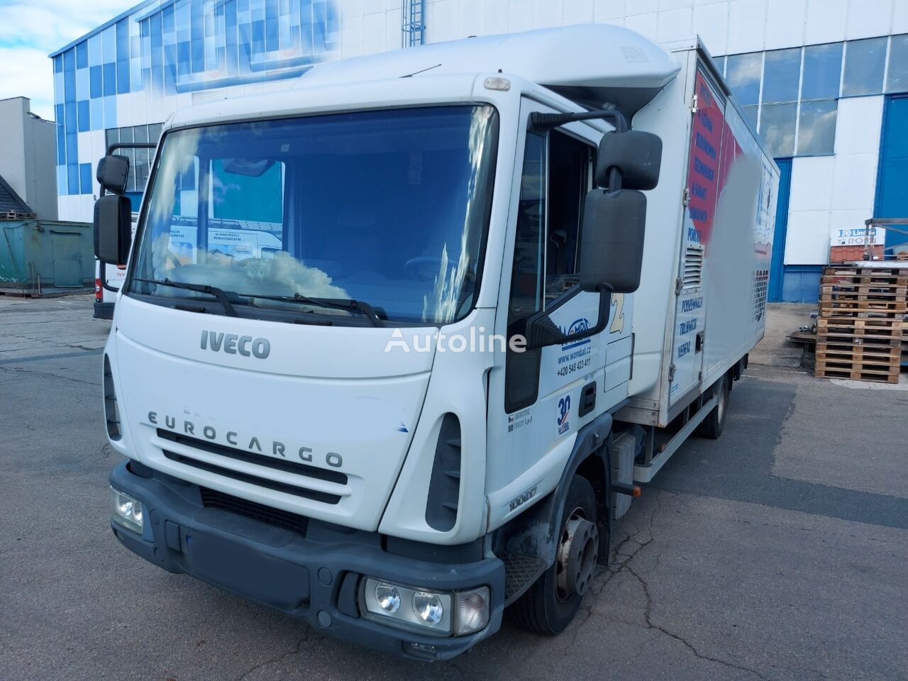 IVECO  EUROCARGO ML100E17  kamion furgon