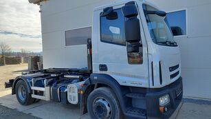 IVECO EuroCargo 120 kamion s kukom