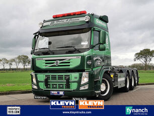 Volvo FMX 13.500 8x4 tridem kamion sa kukom za podizanje tereta