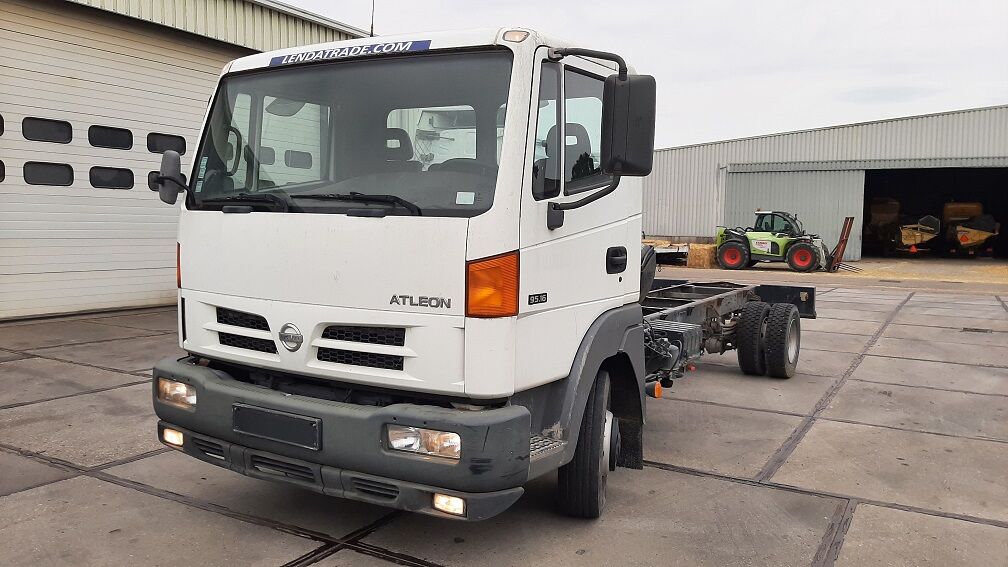 Nissan Atleon 95.16 * Spring * PTO Pump * kamion šasija