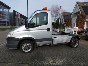 IVECO Daily 35C17 300 BE-Trekker tegljač